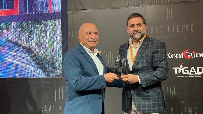 Yakutiye Belediye Başkanı Uçar'ın "Sıfır Atık" çalışmalarına ödül