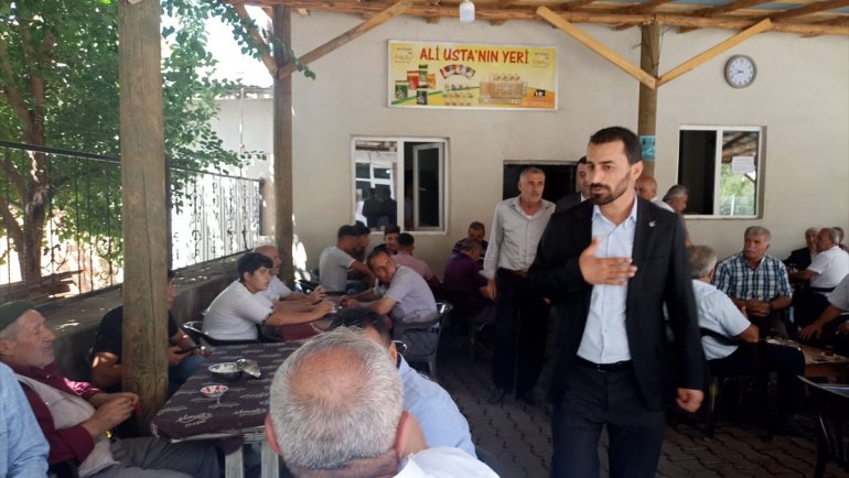 Yeniden Refah Partisi Muş İl Başkanı Şen esnafı ziyaret etti