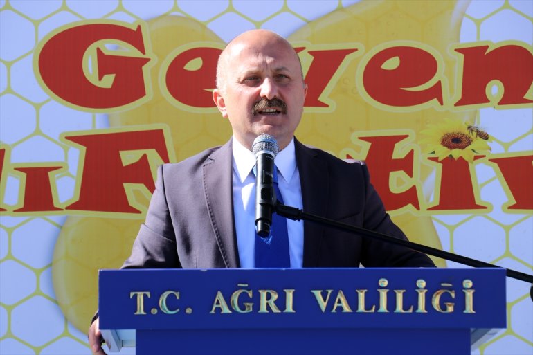 Ağrı'da 'Geleneksel 5. Ağrı Geven Balı Festivali' başladı