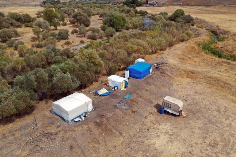 AĞRI işçileri ayçiçeği - mesaisinde Ağrı