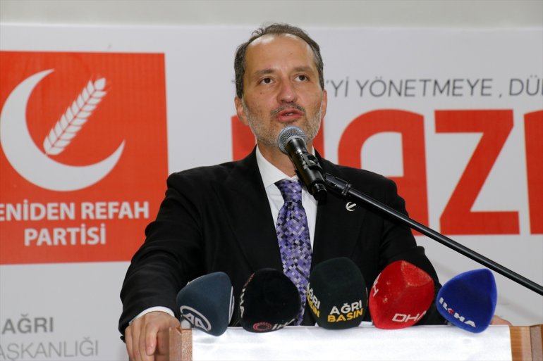 kongresinde il Başkanı Erbakan, konuştu Refah Yeniden AĞRI partisinin - Partisi Genel 3