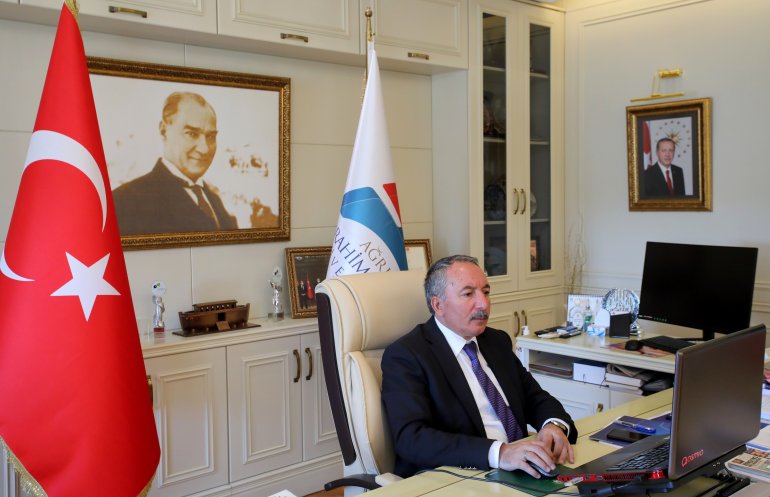 AİÇÜ, YÖKAK Kalite Buluşmaları Toplantısına Katıldı2