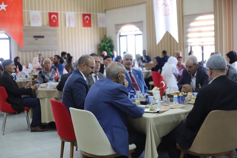 Bakan Kirişci, Ağrı