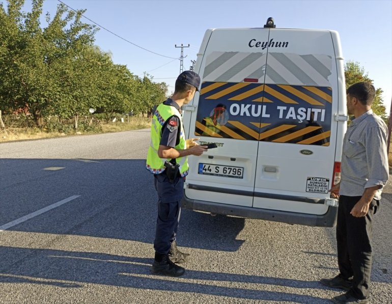 servisleri denetledi okul jandarma Doğanşehir