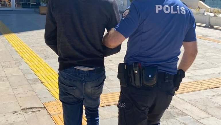 Elazığ'da otomobil çaldığı iddia edilen şüpheli tutuklandı