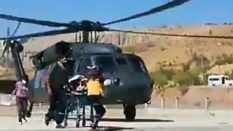 Tunceli'de trafik kazasında yaralanan kişi helikopterle hastaneye kaldırıldı