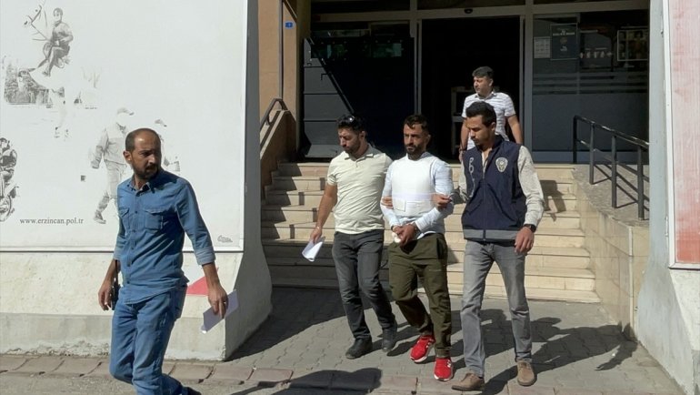 ERZİNCAN - Eşini bıçaklayarak öldüren koca tutuklandı1