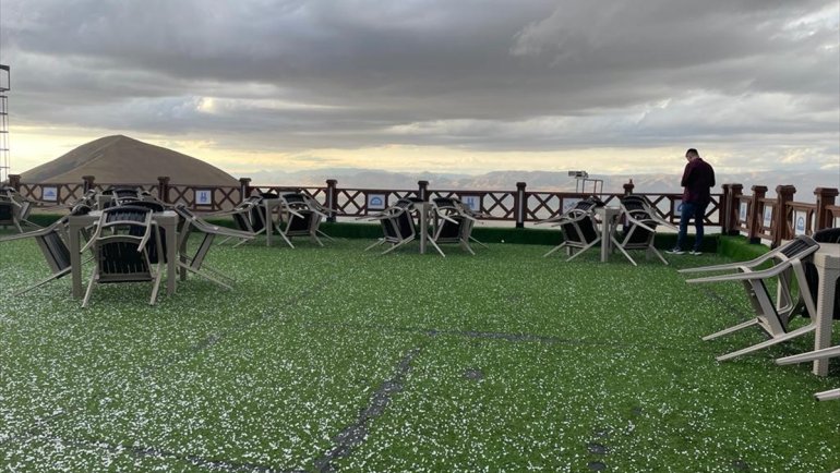 ERZURUM - Dolu ve sağanak etkili oldu1