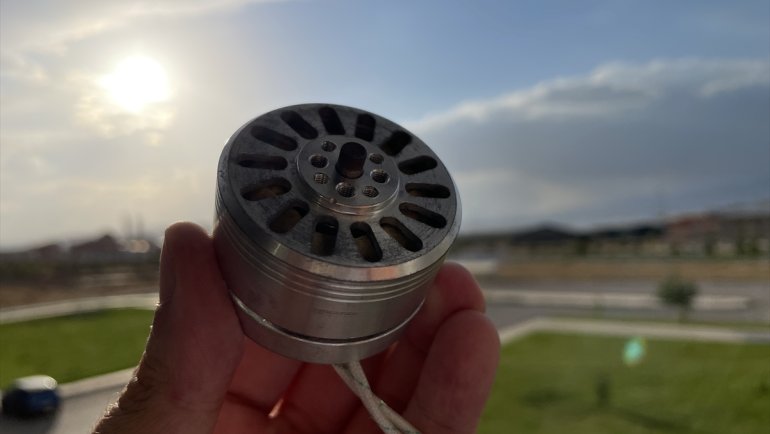 ERZURUM - Dron motoru yapan üniversite öğrencileri seri üretime geçmeyi hedefliyor1