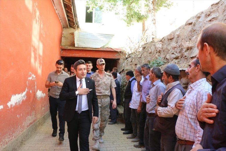 Hizan Kaymakamı Özçelik'in ziyaretleri