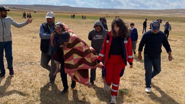 Kars'ta kaybolan Alzheimer hastası kadın arazide bulundu