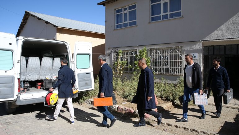 "Mobil onarım ekibi"nden Muş'taki okullara 4 yılda 3 bin ziyaret