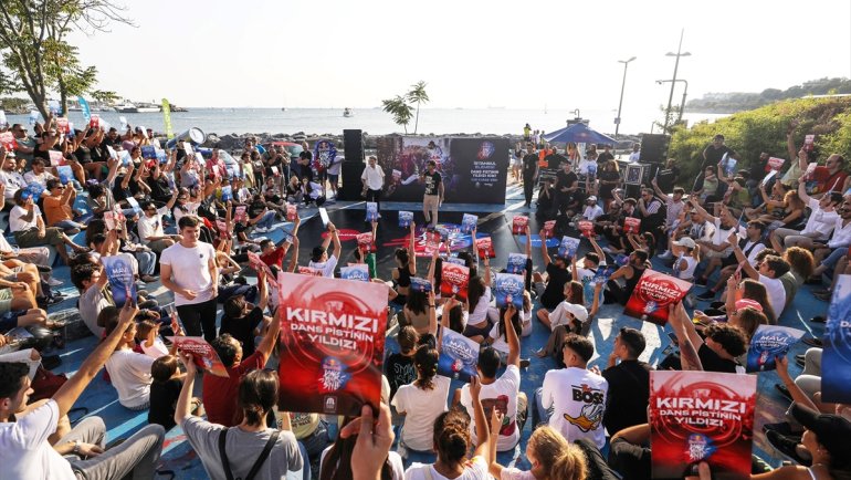 "Red Bull Dance Your Style" yarışmasında final zamanı yaklaştı