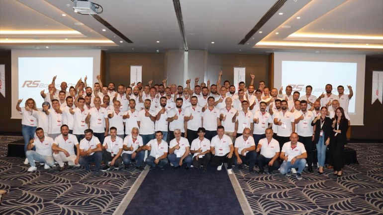 RS Otomotiv Grubu'ndan sektörde ilk kez "adreste mini onarım hizmeti"