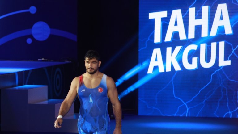 Taha Akgül, 3. kez dünya şampiyonu oldu