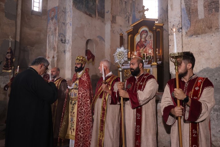 VAN 10. başladı Kilisesi