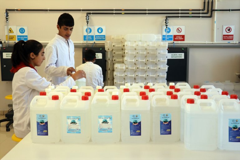 - Okulların temizlik AĞRI üretiyor ürünlerini öğrencileri lise 4