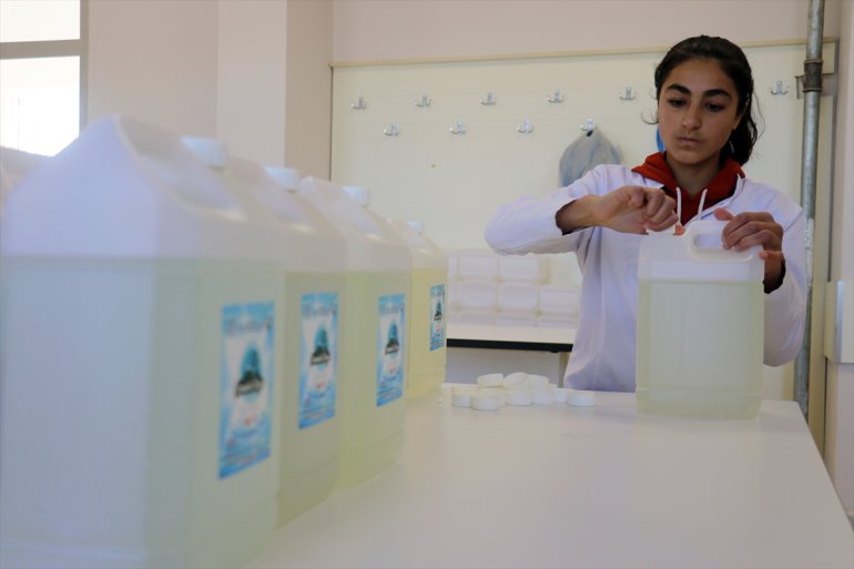 ürünlerini Okulların temizlik AĞRI üretiyor lise öğrencileri - 6