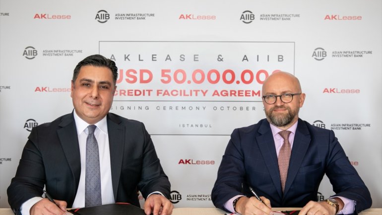 AKLease, AIIB ile 50 milyon dolarlık kredi anlaşması imzaladı1
