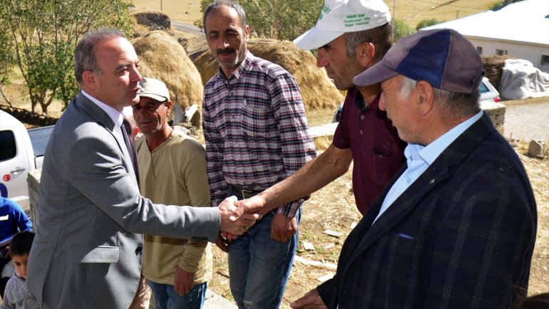 Ardahan Valisi Öner, deprem bölgesindeki incelemelerine devam etti:1