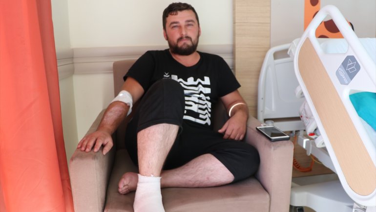Artvin'de elektrik akımına kapılan şoför Erzurum'da tedaviye alındı