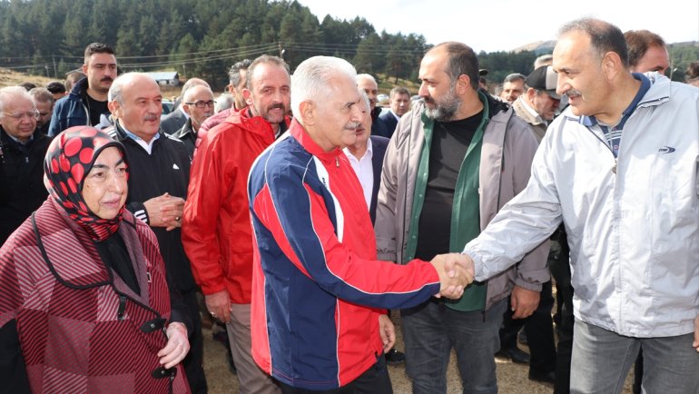 AK Parti Genel Başkanvekili Yıldırım, Erzincan'da gençlik festivaline katıldı