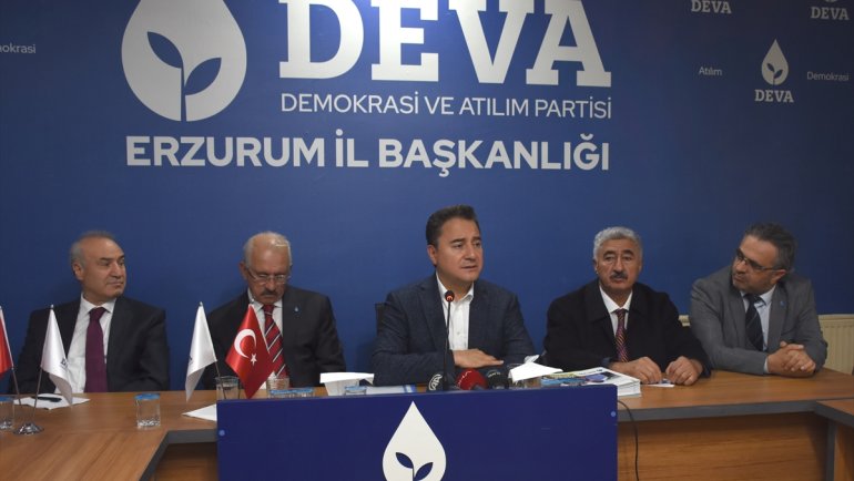 ERZURUM - DEVA Partisi Genel Başkanı Babacan, partililerle buluştu1