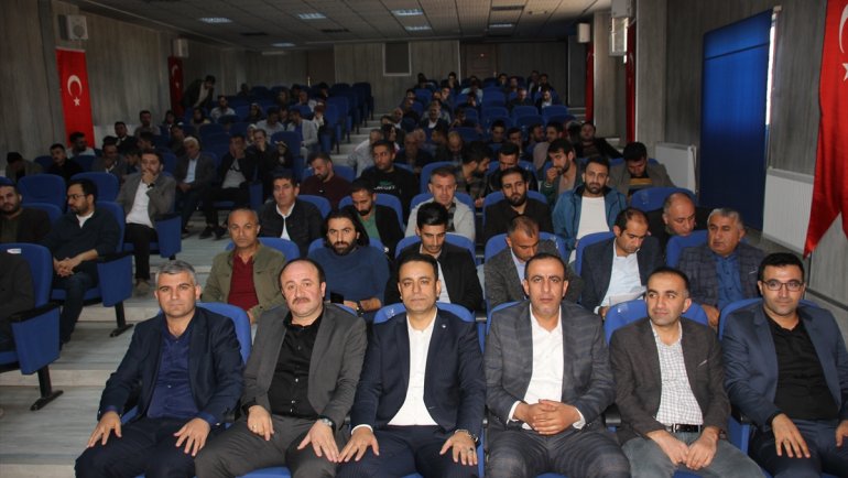 HAKKARİ - Eğitim-Bir-Sen Hakkari Şube Başkanlığına Nihat Gür seçildi1