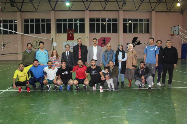 hamur kaymakamlık voleybol1