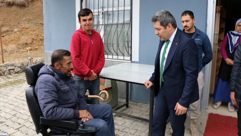 Hizan Kaymakam Özçelik, özel öğrencilerle buluştu