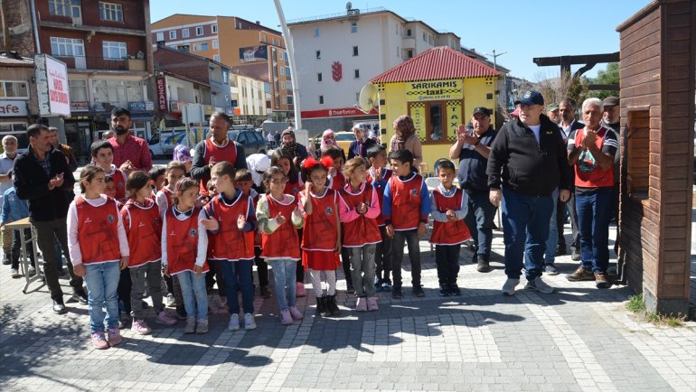Kars'ta "Sarıkamış Dostları 90 Bin Şehit Kayak Kulübü" açıldı