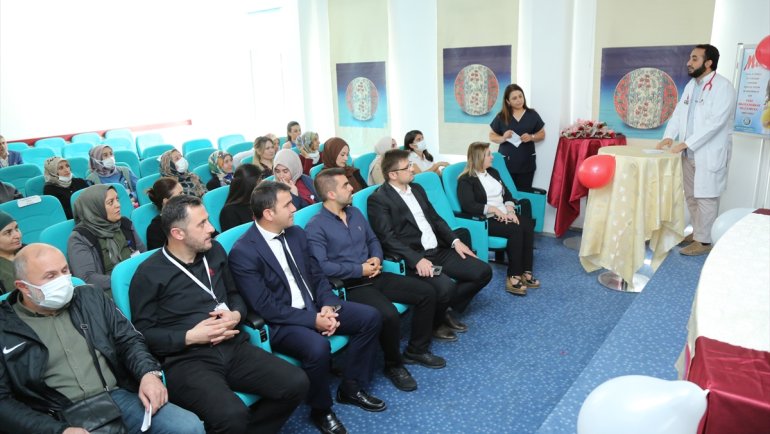 Oltu Devlet Hastanesinde "Emzirme Haftası" etkinliği düzenlendi