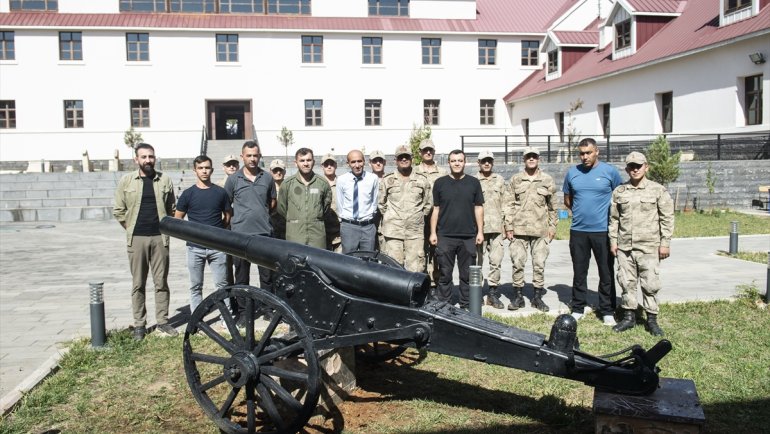 TUNCELİ - Müzeye bağışlanan 124 yıllık sahra topu koruma altına alındı1