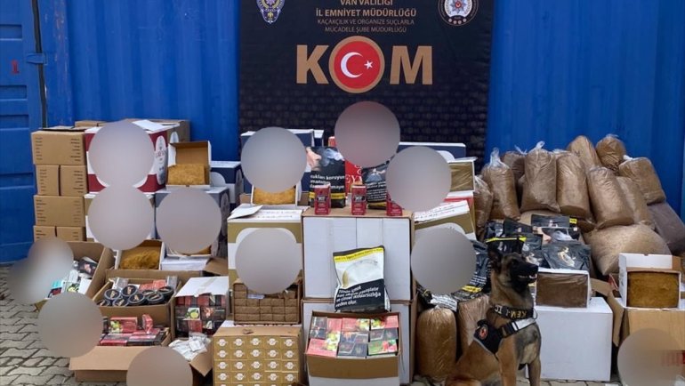 Van'da "Nefes-2 Operasyonu" kapsamında 8 şüpheli yakalandı