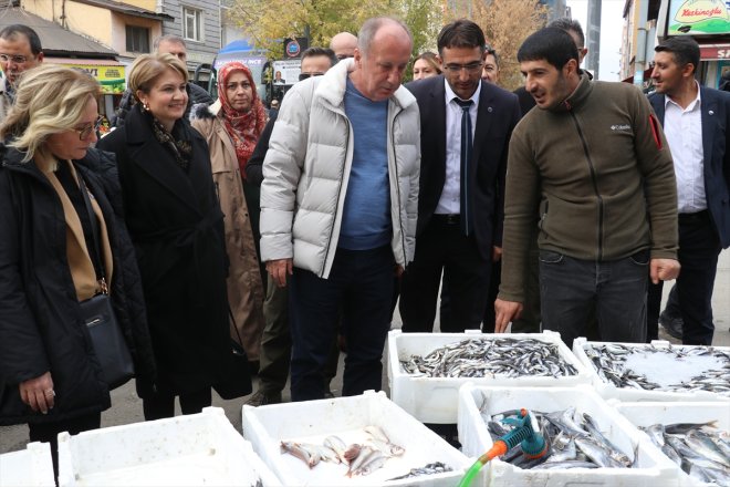 - AĞRI İnce, esnafı Ağrı