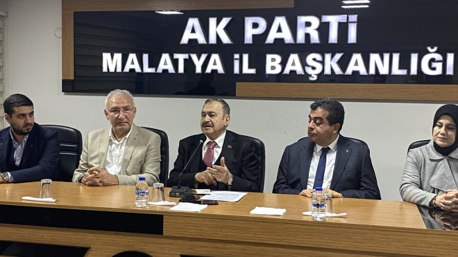 AK Parti Milletvekili Eroğlu AK Parti Malatya İl Başkanlığı'nı ziyaret etti