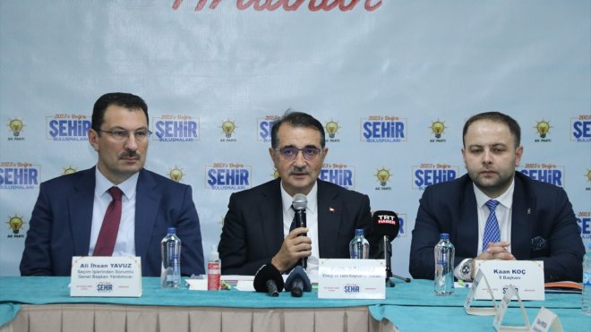 Enerji ve Tabii Kaynaklar Bakanı Dönmez, Ardahan'da enerji politikasını anlattı: