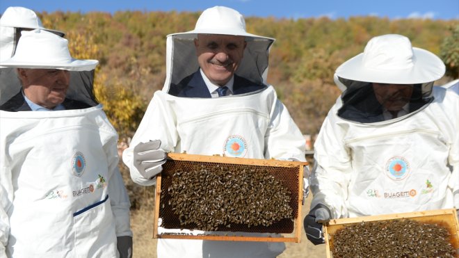 YÖK Başkanı Prof. Dr. Erol Özvar, Bingöl'de çeşitli ziyaretlerde bulundu