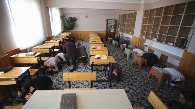 Elazığ ve Şırnak'ta Diyanet'e bağlı kurumlarda deprem tatbikatı yapıldı