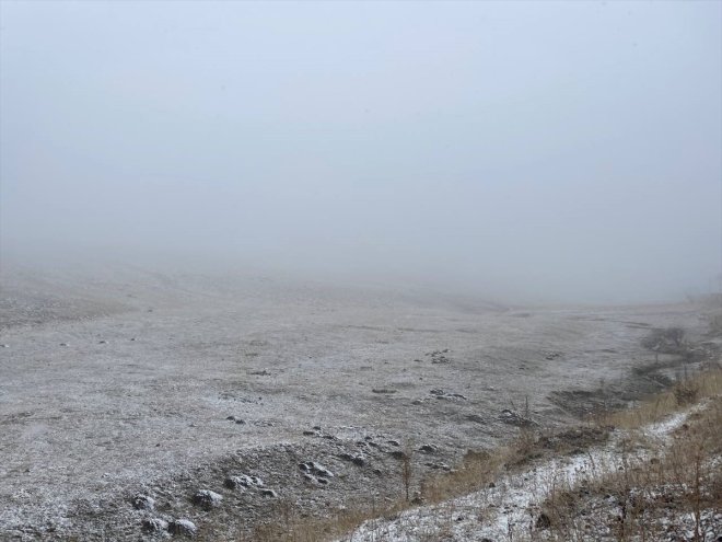 kar sis yolunda Erzurum-Ağrı ve etkili oluyor kara 2