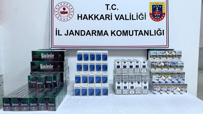 Hakkari'de kaçak 800 paket kaçak sigara ele geçirildi