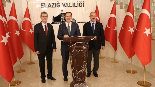 Kamu Başdenetçisi Şeref Malkoç, Elazığ'da ziyaretlerde bulundu