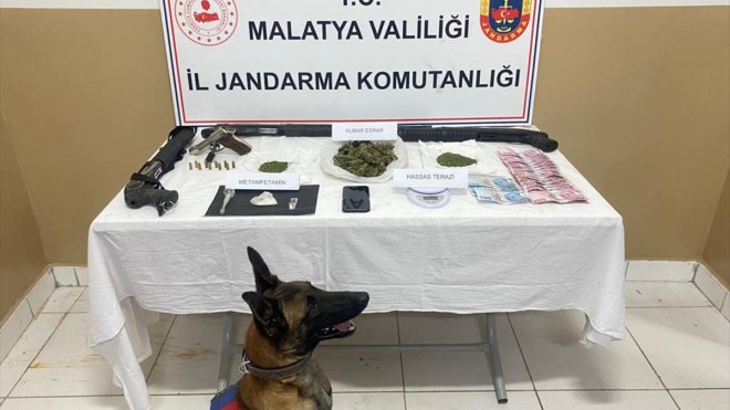 Malatya'da uyuşturucu operasyonunda yakalanan zanlı tutuklandı
