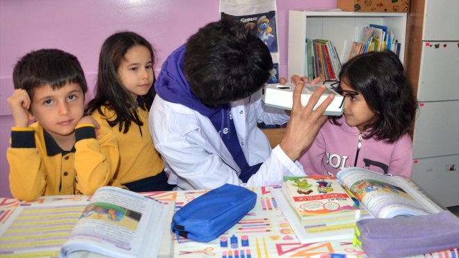 Muş'ta 10 bin 200 çocuk göz taramasından geçirildi