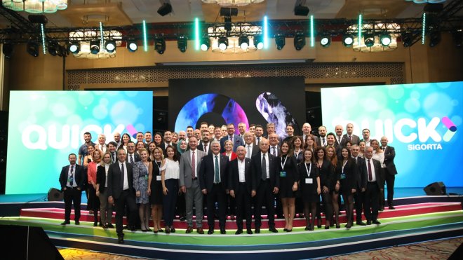 Quick Sigorta'nın acenteler toplantısı geniş katılımla gerçekleştirildi