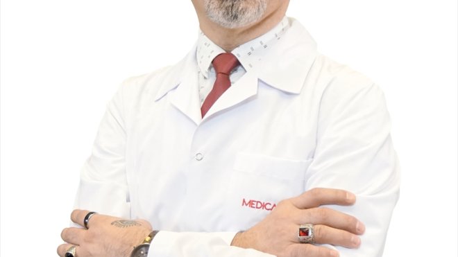 Açık kalp ameliyatları küçük bir kesi ile gerçekleştirilebiliyor