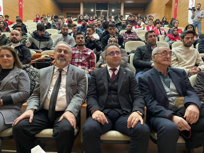 Afetler yapıldı AĞRI Kızılay - Konferansı ve 2