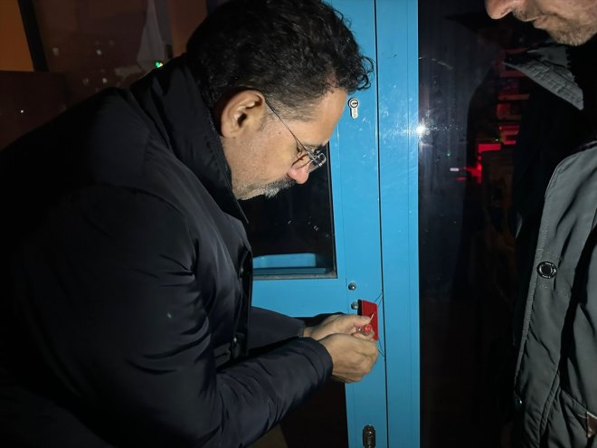 market mühürlendi Belediyesince Ağrı yapılan 5 denetim sonucu 3