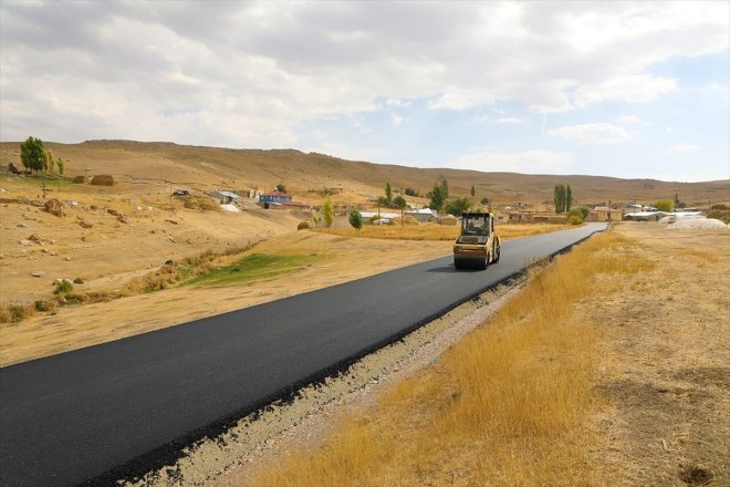 getiriliyor hale çalışmalarıyla yolları asfalt Ağrı