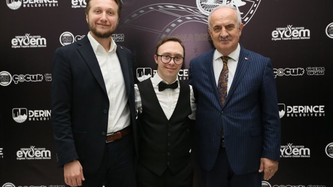 Albaraka Türk'ün desteğiyle "dünyanın ilk özel sinemacıları" projesi hayata geçirildi